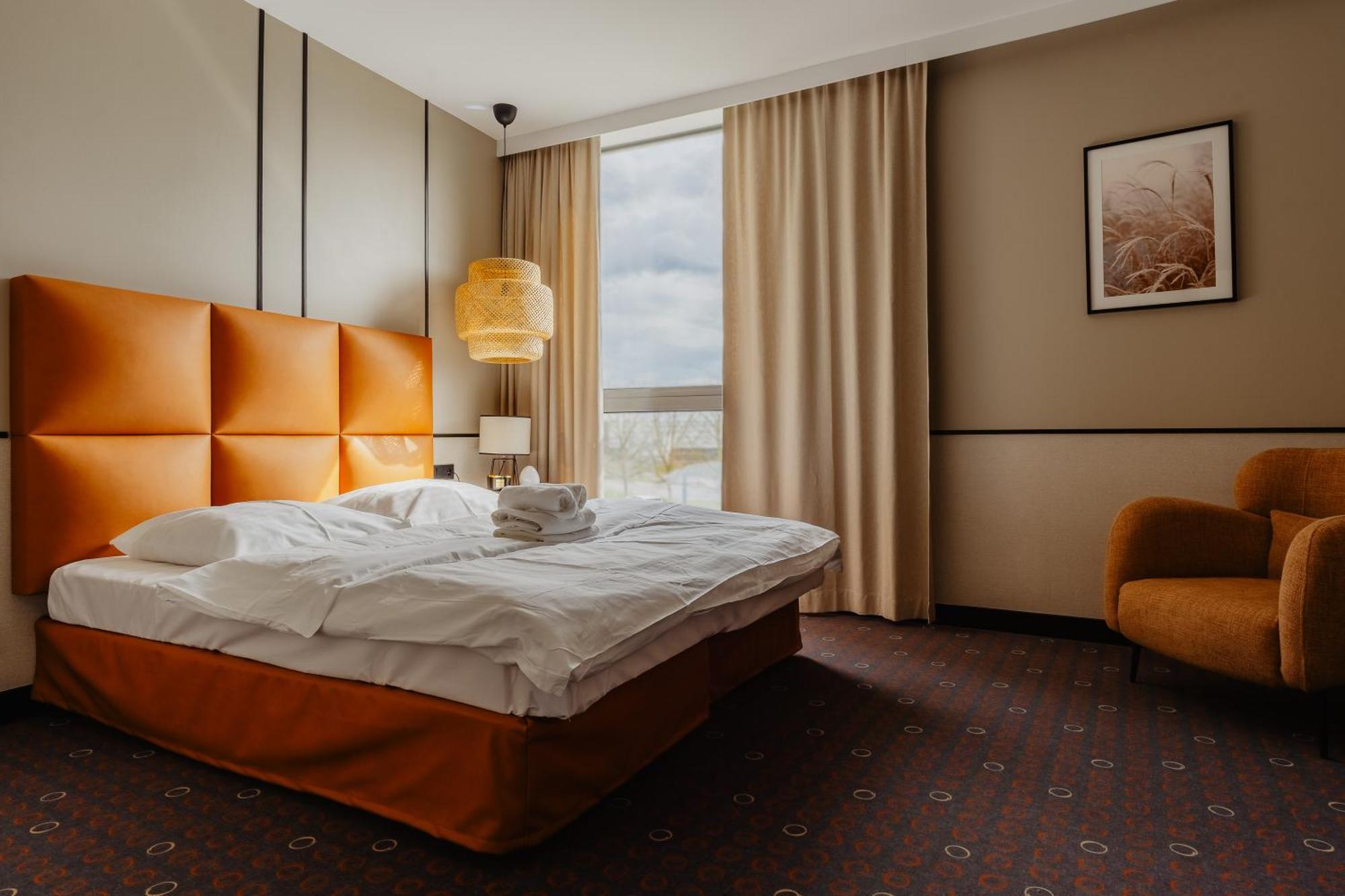 Aroma Stone Hotel Spa Сыкув Экстерьер фото